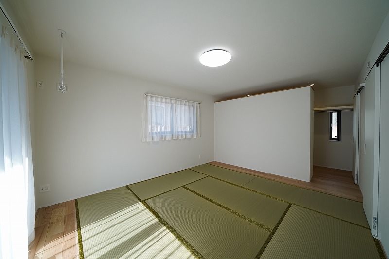 東建ビルダー 【佐野市/2LDK/平屋/33.81坪/2400万円】和モダン×サーフガレージを愉しむ家の建築実例画像6