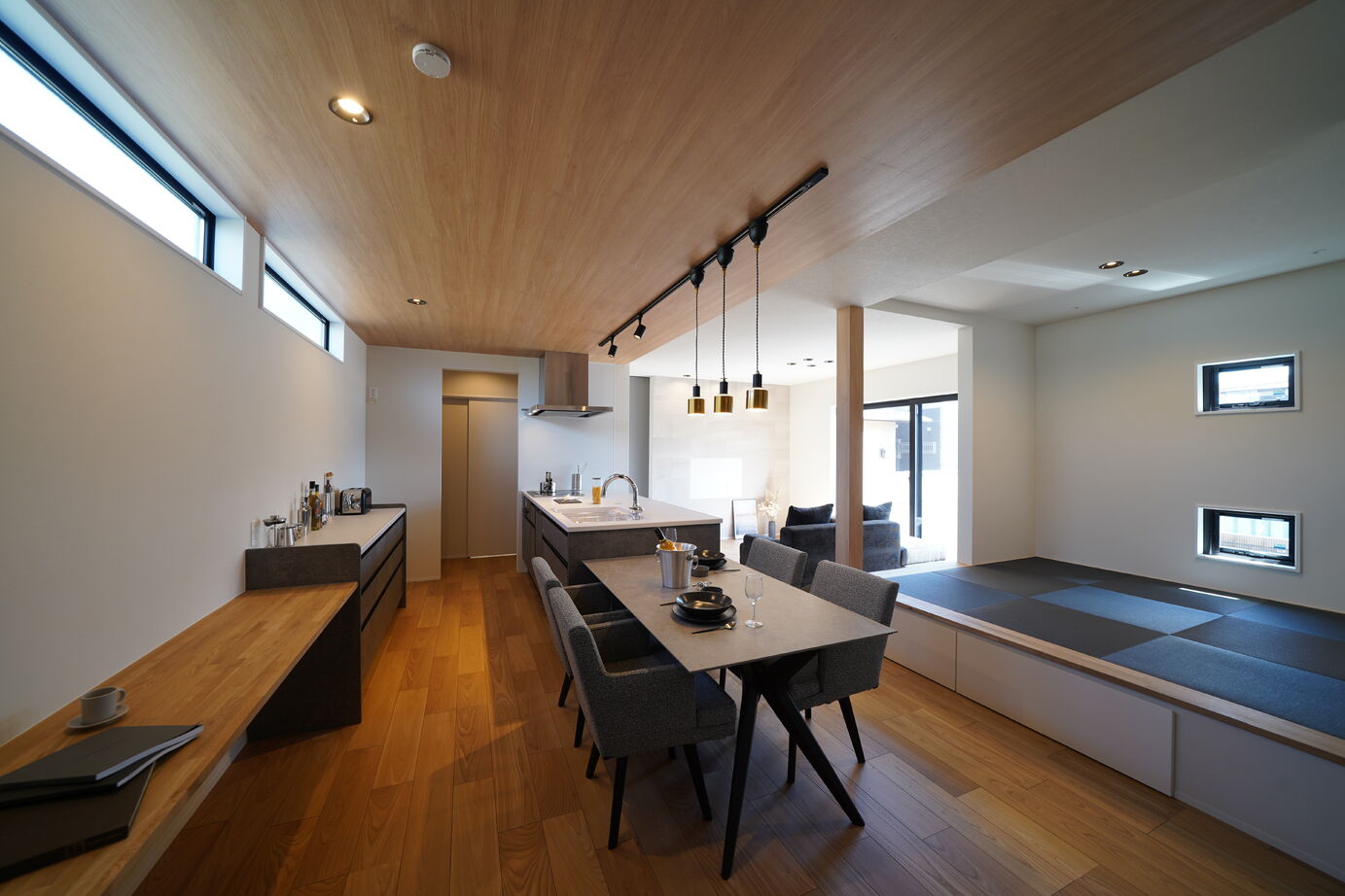 東建ビルダー 【足利市/3LDK/半平屋/32.6坪/2189万円】平屋と2階建てのイイトコドリの愛犬と暮らす「半平屋」の建築実例画像5