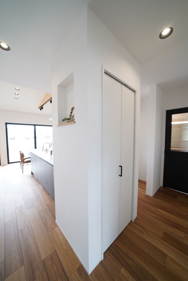 東建ビルダー 【佐野市/3LDK/25.64坪/2000万円】「ちょうどいい」暮らしを愉しむ、機能的で開放感あふれる平屋の建築実例画像3