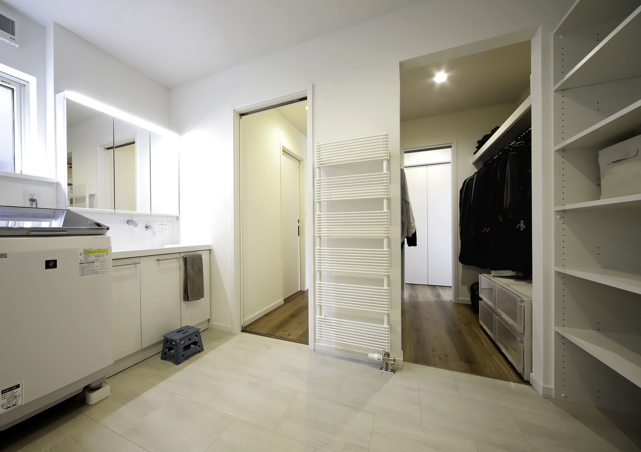 豊栄建設 【2500～2999万円／43坪／間取図／４LDK／ウッドデッキ】子どもたちの「元気」と「自立心」を養える住まいの建築実例画像5