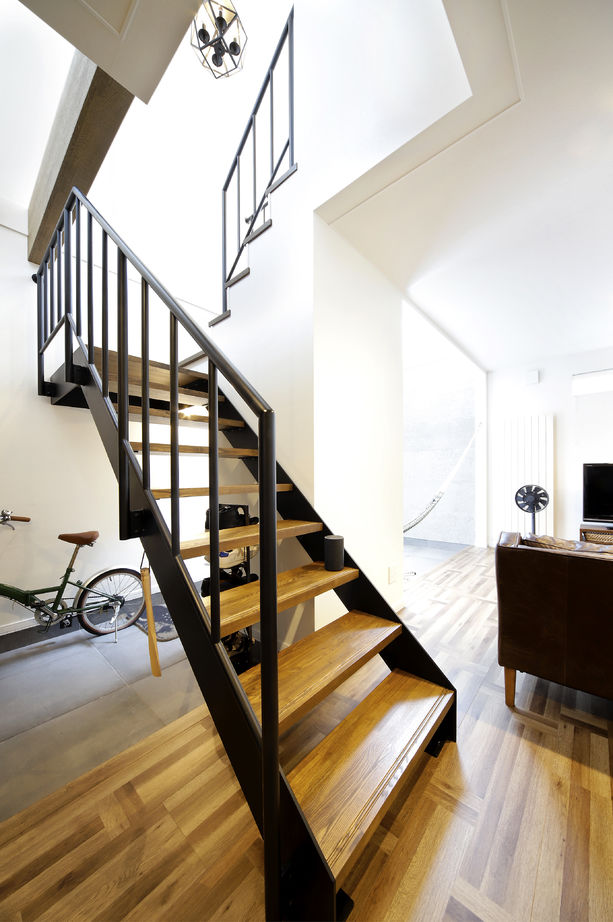 豊栄建設 【1500～1999万円/33坪/間取図/カフェ風】NYのブルックリンのカフェをイメージ！遊び心あふれる家の建築実例画像4