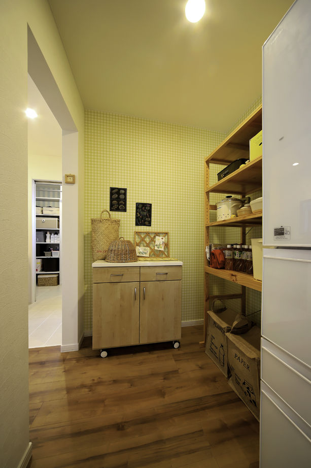 豊栄建設 [~1999万円/約35坪/間取図/３人家族]「梁見せ天井」や「見せるキッチン」などアイデアが盛りだくさんの家の建築実例画像4