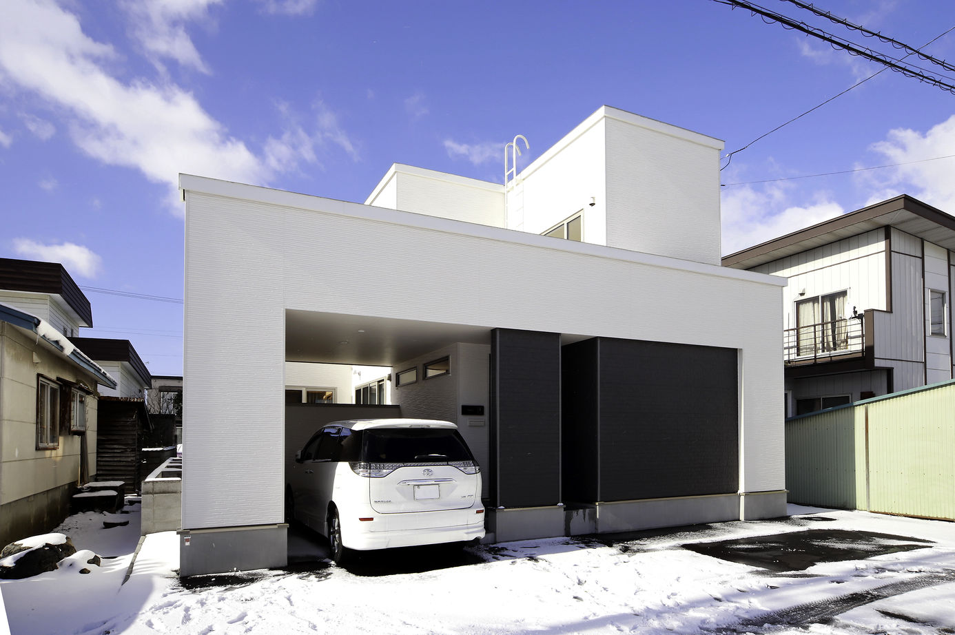 豊栄建設 【2000万円台/42坪/モダン/カーポート】理想だった「ホテルライクなリビング」がある住まいを実現した家の建築実例画像10