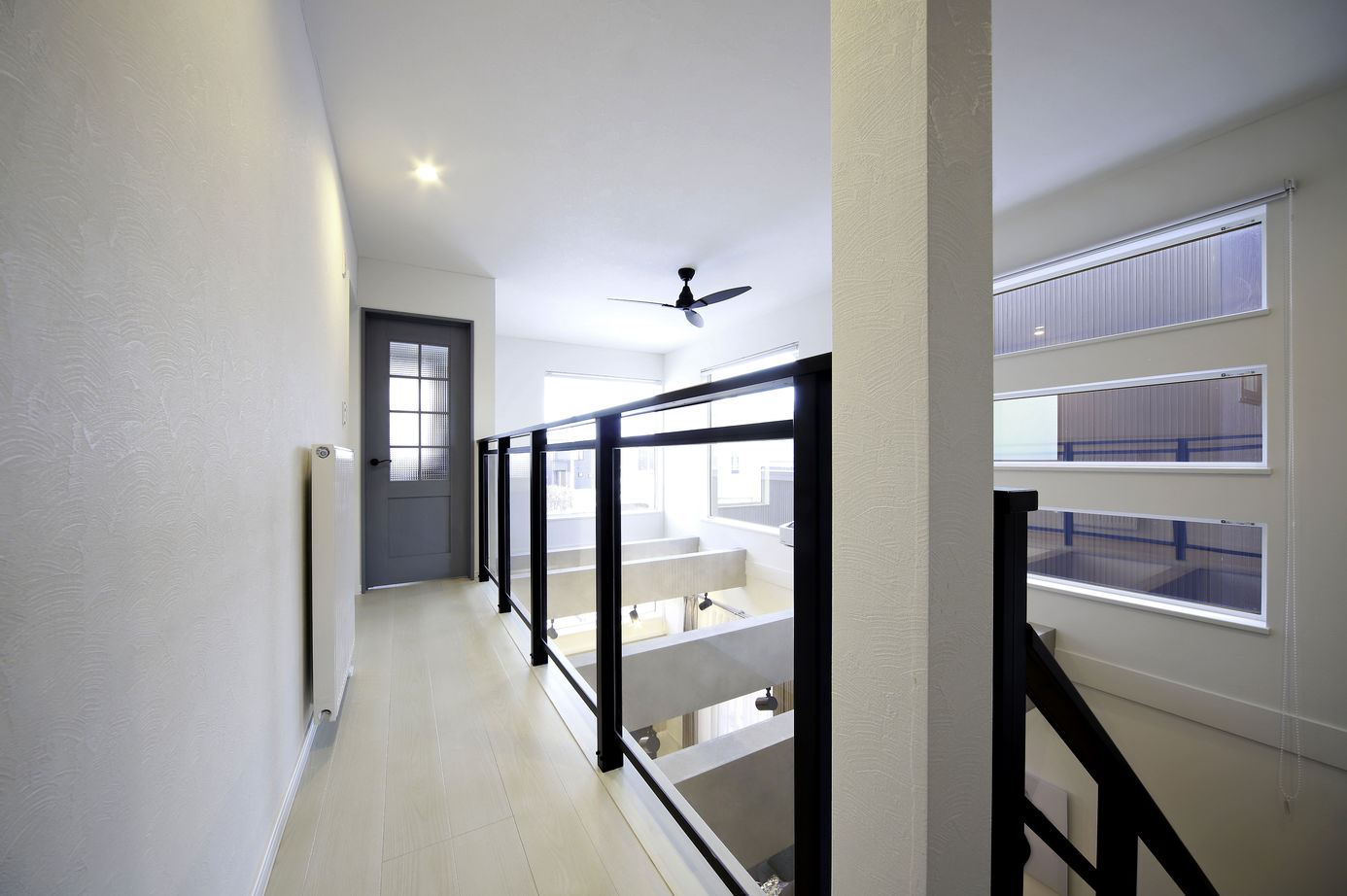 豊栄建設 【33坪/間取り図有/2人暮らし】好きなことに、とことんこだわり実現した大きな吹抜けリビングのある家の建築実例画像6