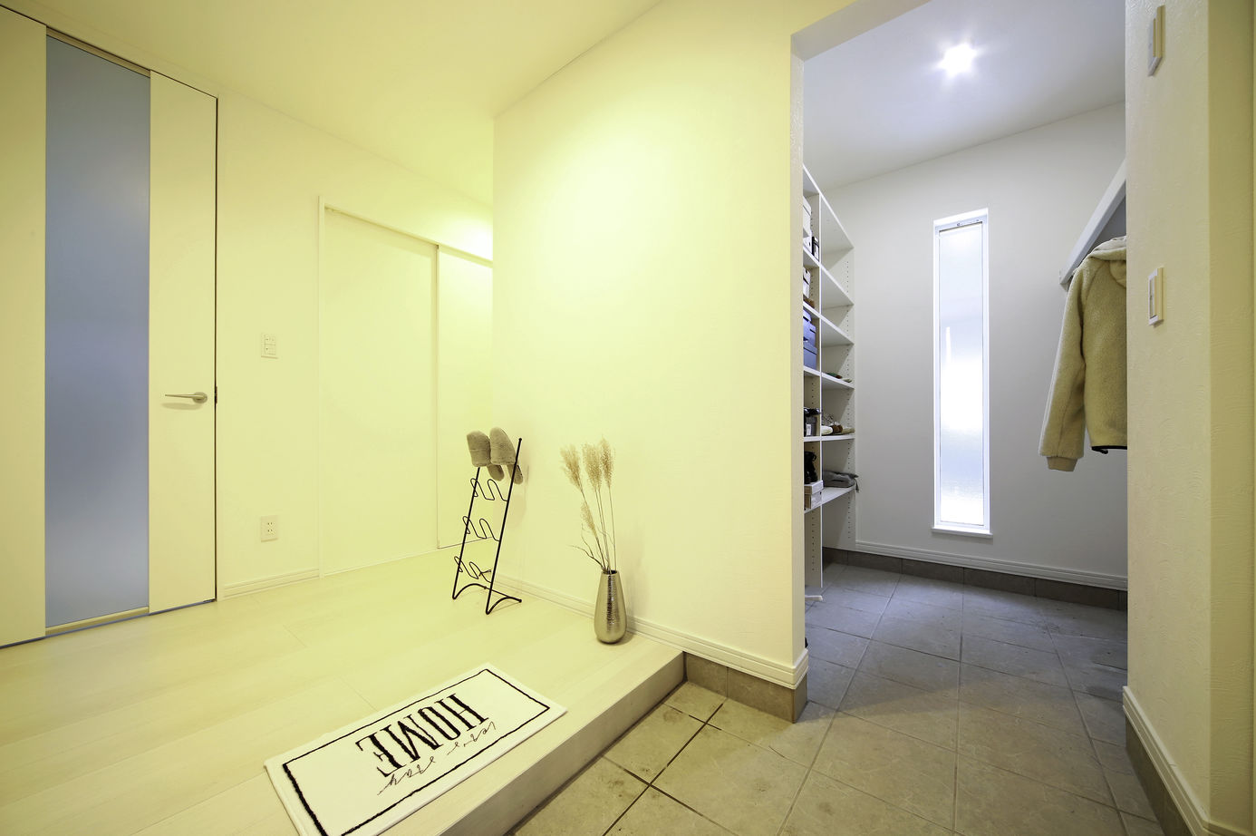 豊栄建設 【33坪/間取り図有/2人暮らし】好きなことに、とことんこだわり実現した大きな吹抜けリビングのある家の建築実例画像7