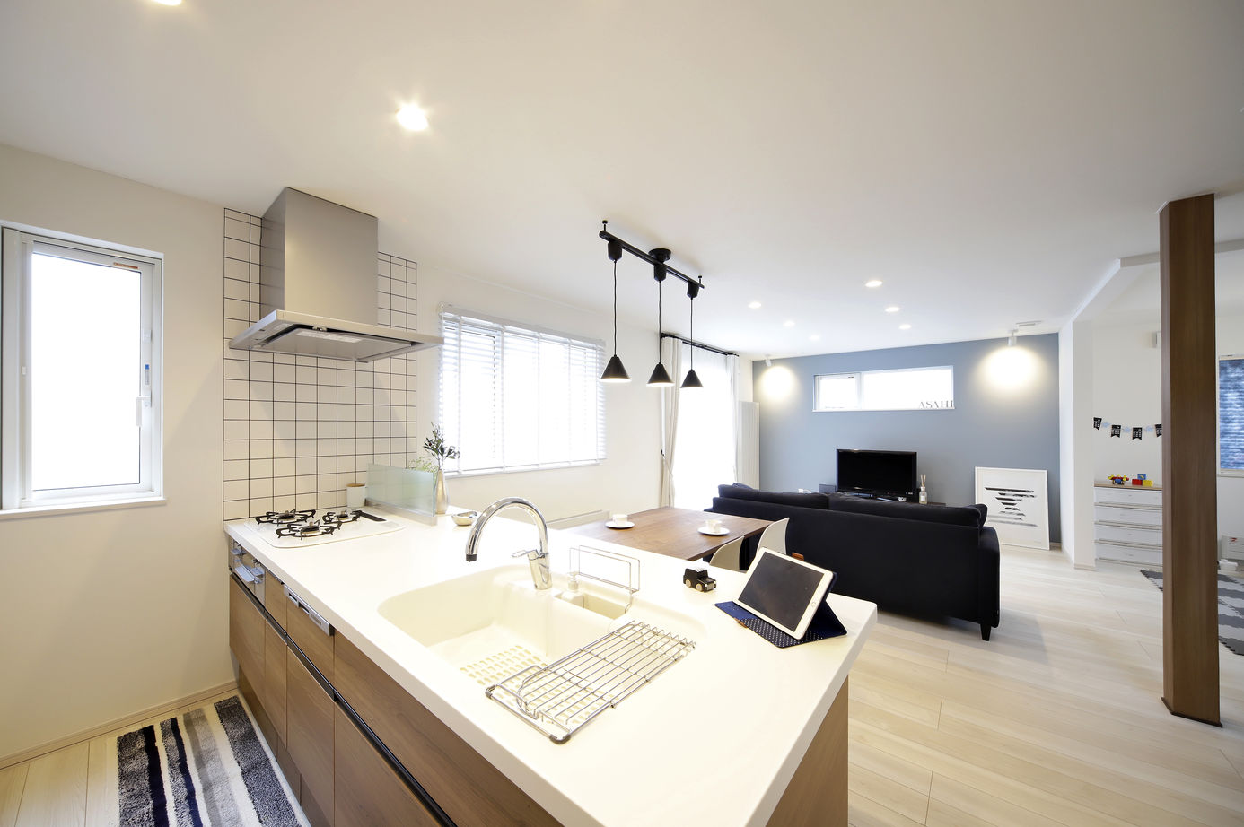 豊栄建設 【1500～1999万円／35坪／子育て／書斎】家族が増える喜びを住まいづくりで表現の建築実例画像2