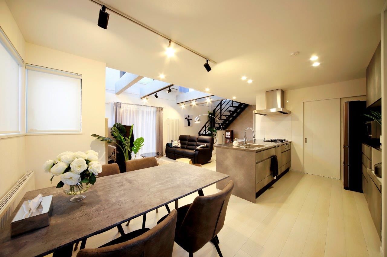 豊栄建設 【1000万円台／約33坪／間取図／吹き抜け】好きなものにとことんこだわった　家づくりの建築実例画像3