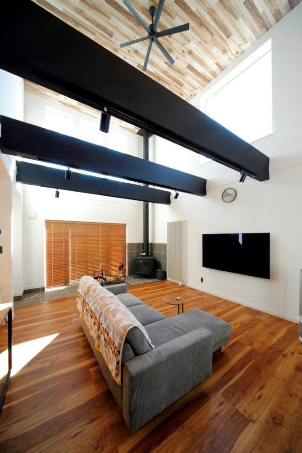 豊栄建設 【2500~2999万円/３７坪/間取図/薪ストーブ】おうちキャンプを楽しめる、広い土間に薪ストーブのある家の建築実例画像7