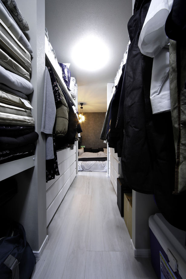 豊栄建設 【札幌市/吹抜け/モダン/スケルトン階段】贅沢な吹き抜けで、違う場所にいても家族を感じられる住まいの建築実例画像12