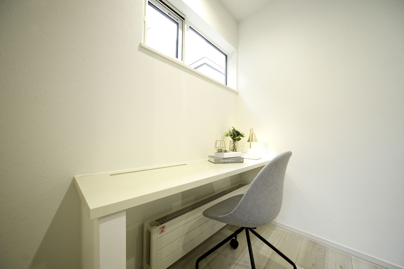 豊栄建設 【札幌市/吹抜け/モダン/ホテルライク】オンとオフを切り替えやすい洗練されたホテルライクな住空間の建築実例画像11