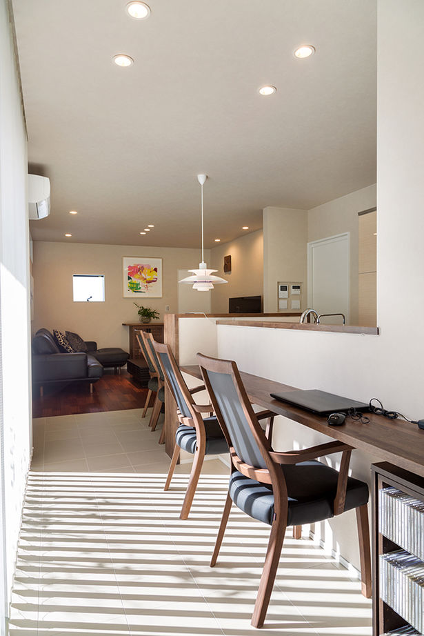 ue_bo design 【4000万円以下/60坪/一級建築士×完全二世帯住宅】地震に強く、数十年先まで安心と美しさが続く木の家の建築実例画像6