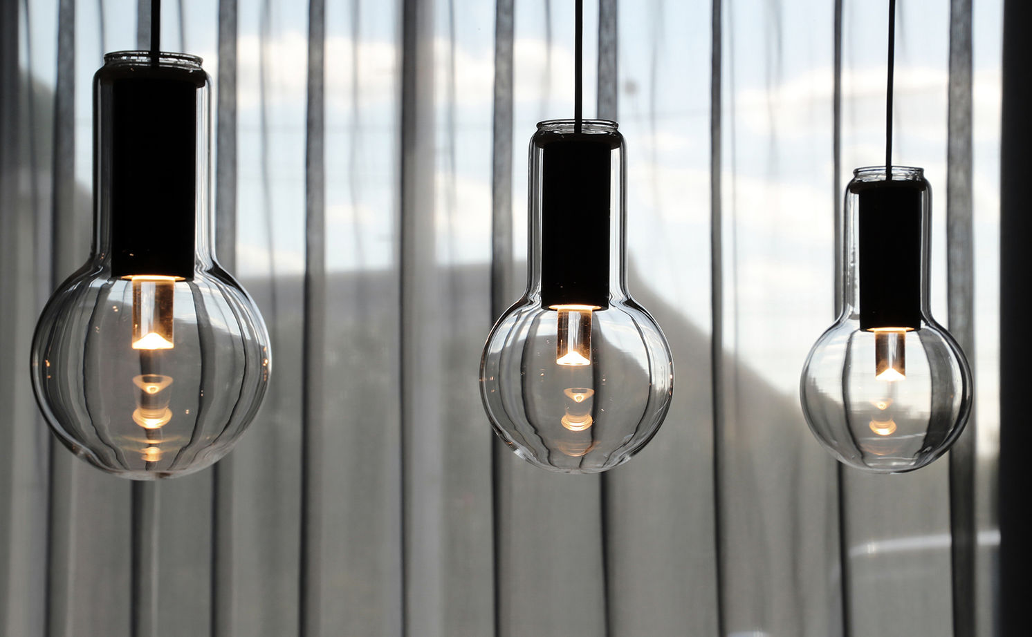 ue_bo design 【3000万円以下/40坪台/間取り図有】塗り壁/タイル/無垢の木。素材本来の美しさがそのまま「個性」になる家の建築実例画像8