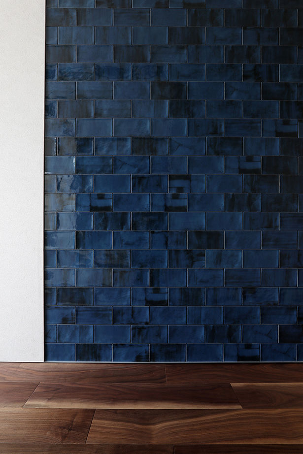 ue_bo design 【3000万円以下/40坪台/間取り図有】塗り壁/タイル/無垢の木。素材本来の美しさがそのまま「個性」になる家の建築実例画像11