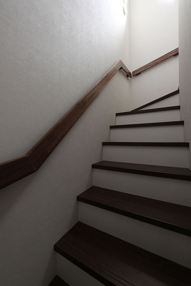 ue_bo design 【3000万円以下/40坪台/間取り図有】塗り壁/タイル/無垢の木。素材本来の美しさがそのまま「個性」になる家の建築実例画像13