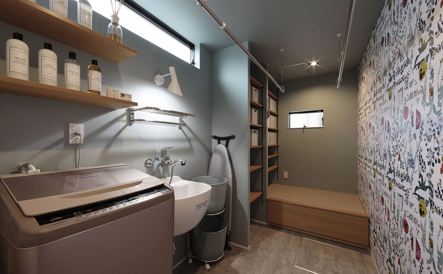 ue_bo design 【60坪以下/コの字型×中庭】自然素材のテクスチャーの質感と美しさ。中庭を通じて外に開ける景色を愉しむ家の建築実例画像19