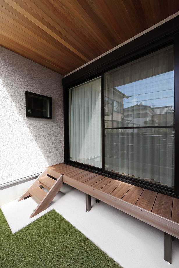 ue_bo design 【3000万円台｜間取り図有｜30坪台】空間を構成する「線」まで美しい、別荘のように寛げる家の建築実例画像11