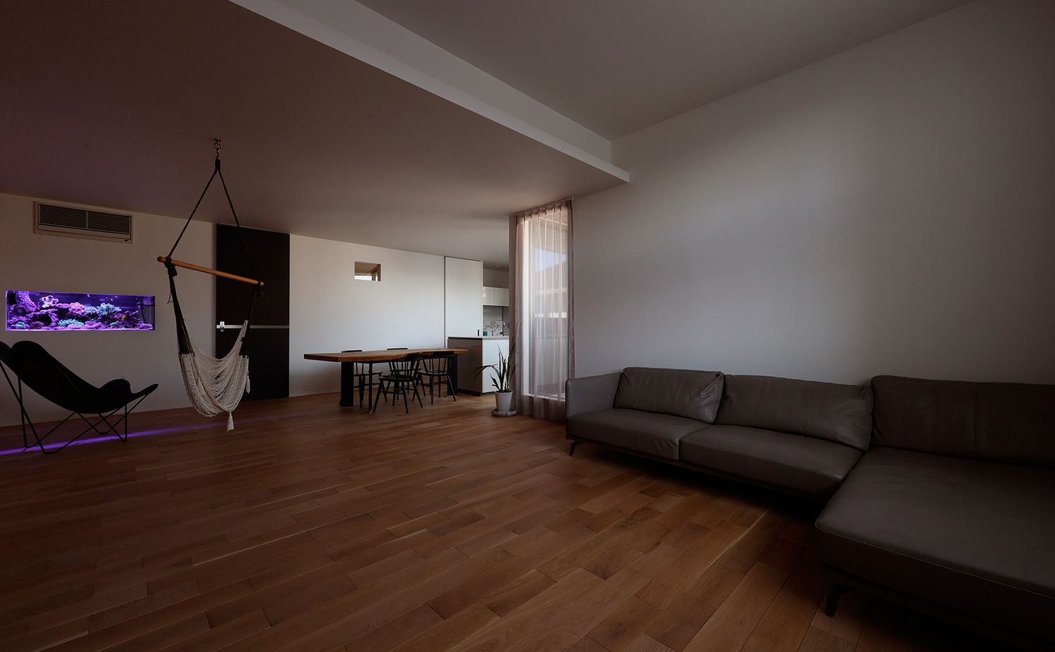 ue_bo design 【4000万円以上/60坪台/二世帯×3階建て】一級建築士がデザインした、3階建てに見えない二世帯住宅の建築実例画像6