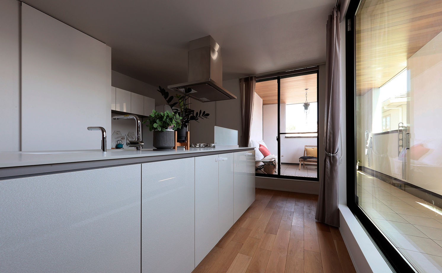 ue_bo design 【4000万円以上/60坪台/二世帯×3階建て】一級建築士がデザインした、3階建てに見えない二世帯住宅の建築実例画像7