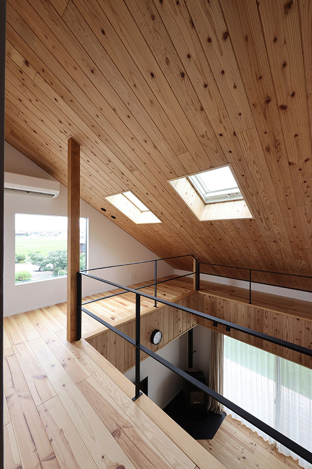 ue_bo design 【3000万円以下｜間取り図有｜40坪以下】見る角度によって表情が変化する、おしゃれな家の建築実例画像7