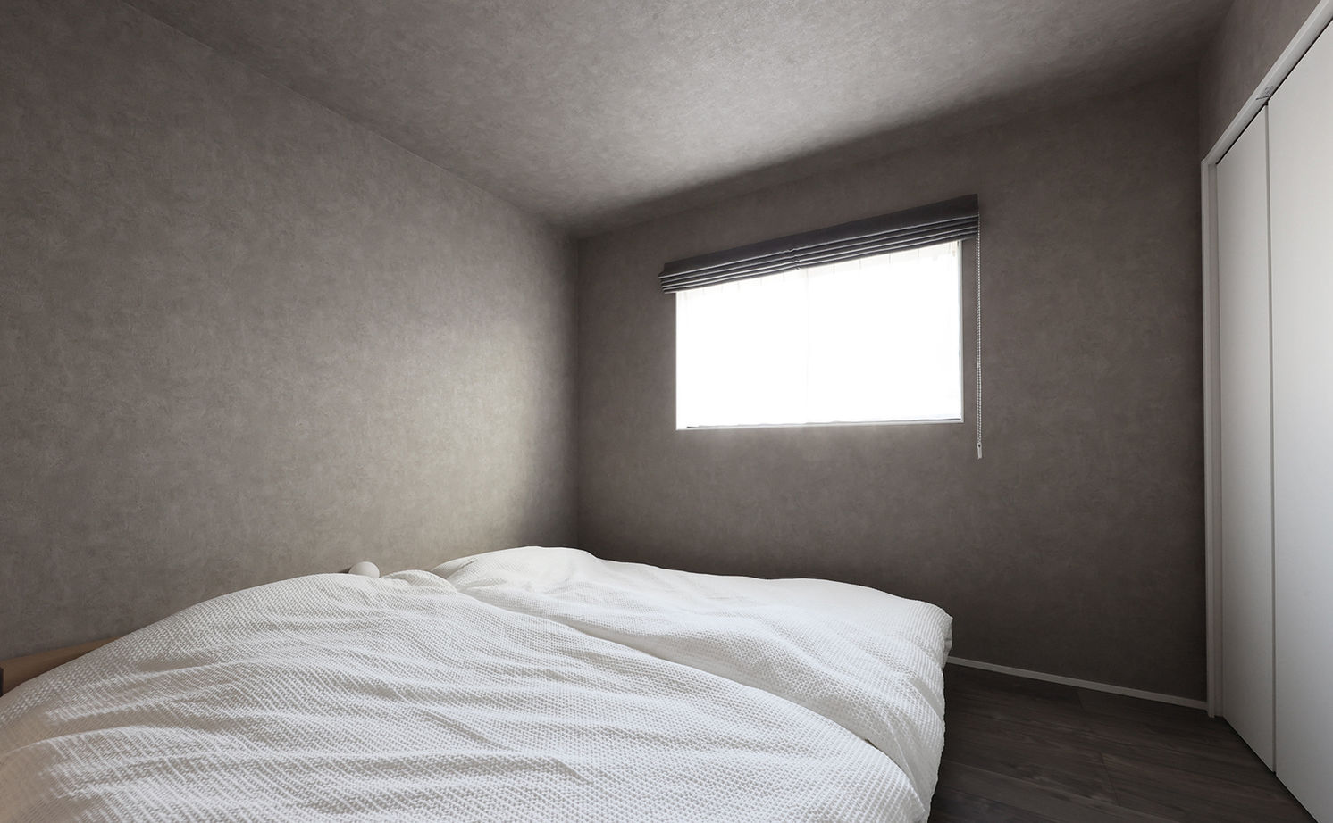 ue_bo design 【2000万円台/30坪/平屋/間取り図有】美しいフォルムと素材の質感を愉しむ。旅するように暮らす平屋の建築実例画像11