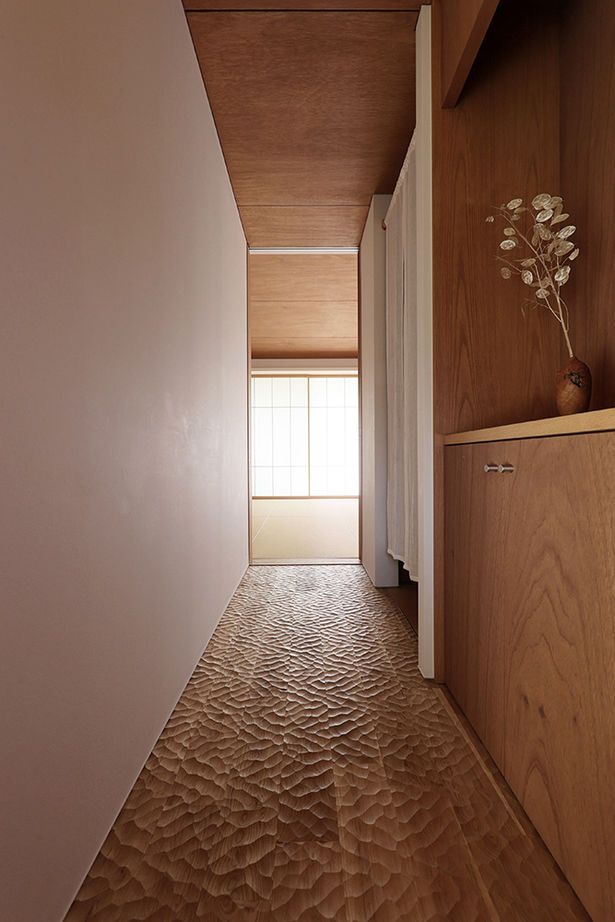 ue_bo design 【3000万円台｜平屋｜32坪】障子からこぼれる光、陰影。侘び寂びを感じる和モダンな「平屋」の建築実例画像3