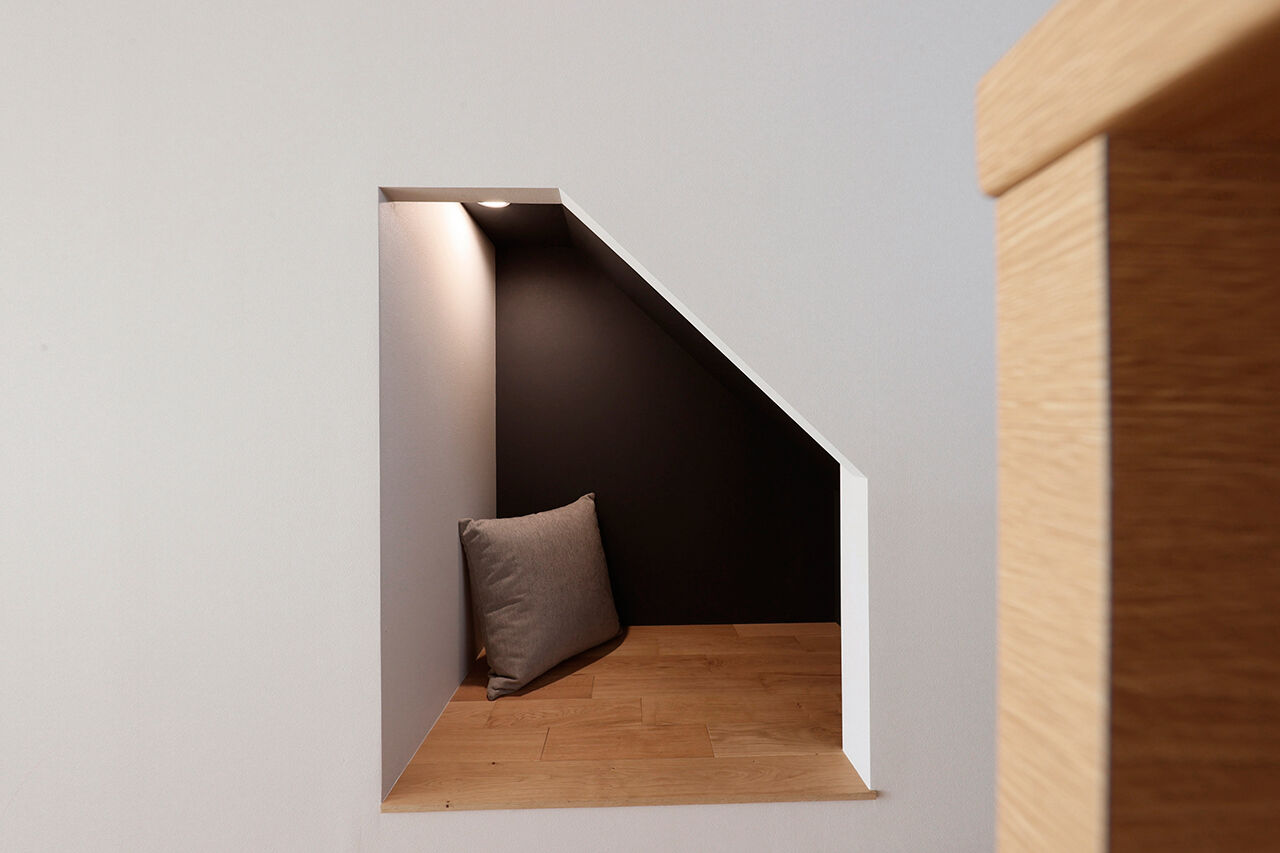 ue_bo design 【3000万円台｜ガレージハウス｜40坪台】引き算のミニマルデザインで、素材の美しさを引き立てた家の建築実例画像7