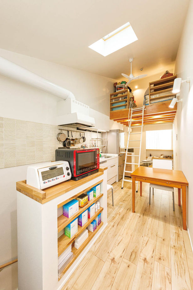 伊庭工務店 【6.7坪/1000万円台/間取り図有/狭小地/2階＋ロフト】驚愕の狭小地に「意外といい家、できちゃった！」の建築実例画像3