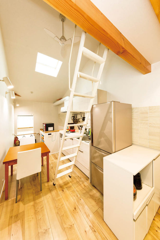 伊庭工務店 【6.7坪/1000万円台/間取り図有/狭小地/2階＋ロフト】驚愕の狭小地に「意外といい家、できちゃった！」の建築実例画像5