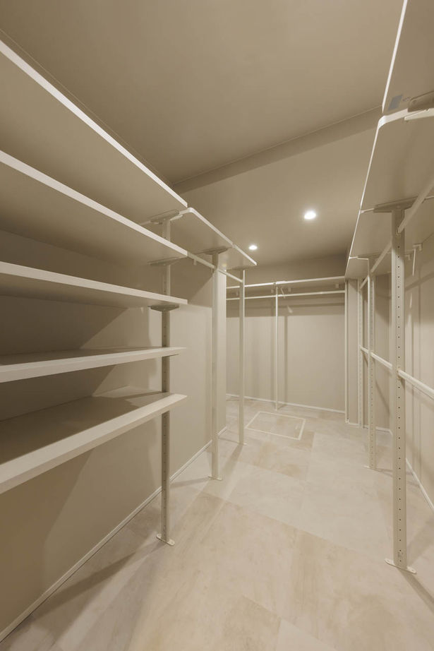 伊庭工務店 【27坪/3階建て/ビルトインガレージ】暮らす程に高まる満足感。気密性と全館空調で自慢したくなる住み心地の建築実例画像10