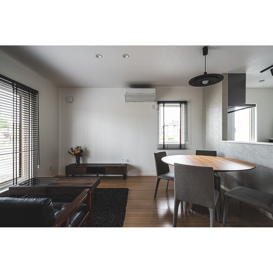 ハウジングカフェ 【間取図/太陽光パネル/省エネ/４LDK】住宅ローンも光熱費もお財布に優しいマイホームの建築実例画像3