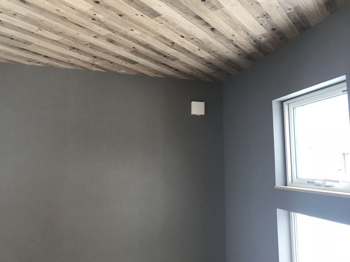 ハウジングカフェ [４LDK/約35坪]温かみのあるナチュラルテイストのお家。タイルや照明など、細部にこだわりが詰まっていますの建築実例画像3