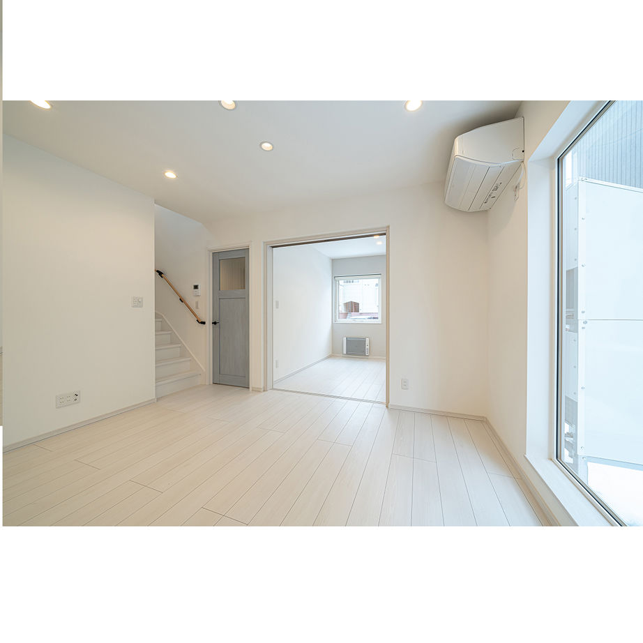 ハウジングカフェ 【間取図/４LDK】明るい内装がポイント♪創エネ・エコ住宅の建築実例画像1