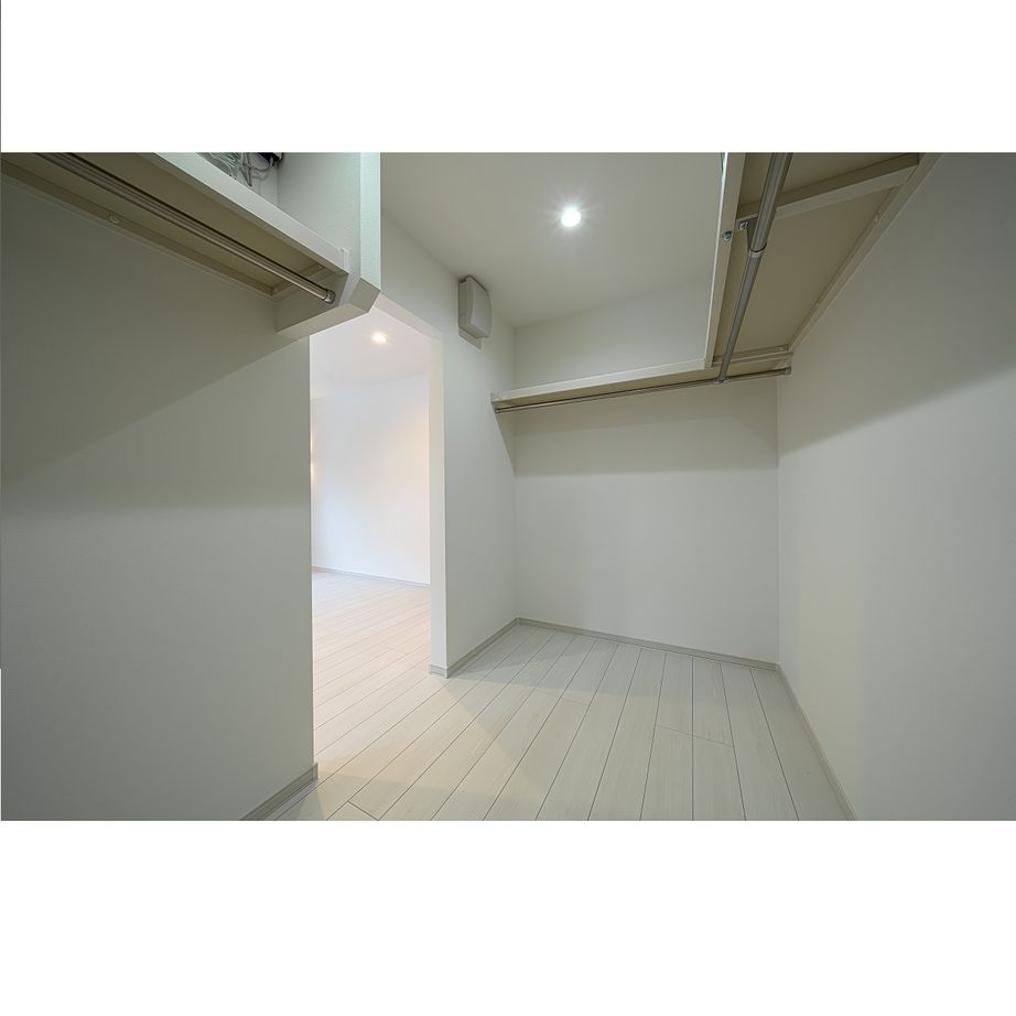 ハウジングカフェ 【間取図/４LDK】明るい内装がポイント♪創エネ・エコ住宅の建築実例画像6