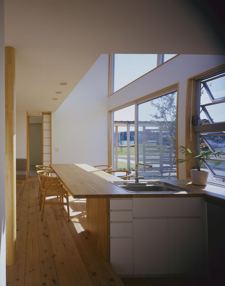 いばらきの家 茨城県南木造住宅センター 【2500万円台/間取りあり/34坪】自然の光を計算し取り込み明るく快適な空間をつくる美しい住まいの建築実例画像5