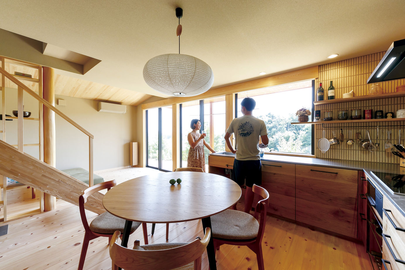 いばらきの家 茨城県南木造住宅センター 【2000万円台/28.6坪】洗練された和風モダン　細部までこだわった焼杉の家の建築実例画像2