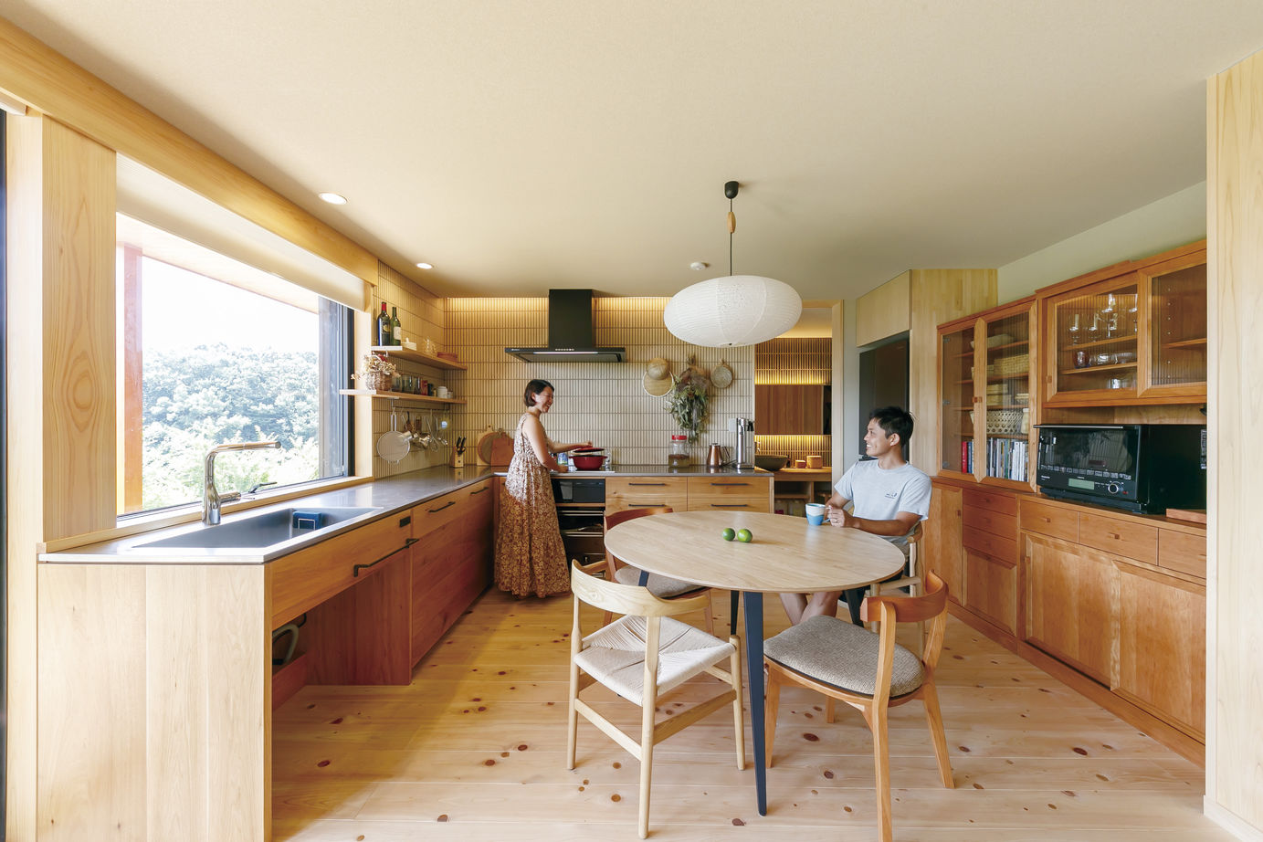 いばらきの家 茨城県南木造住宅センター 【2000万円台/28.6坪】洗練された和風モダン　細部までこだわった焼杉の家の建築実例画像3