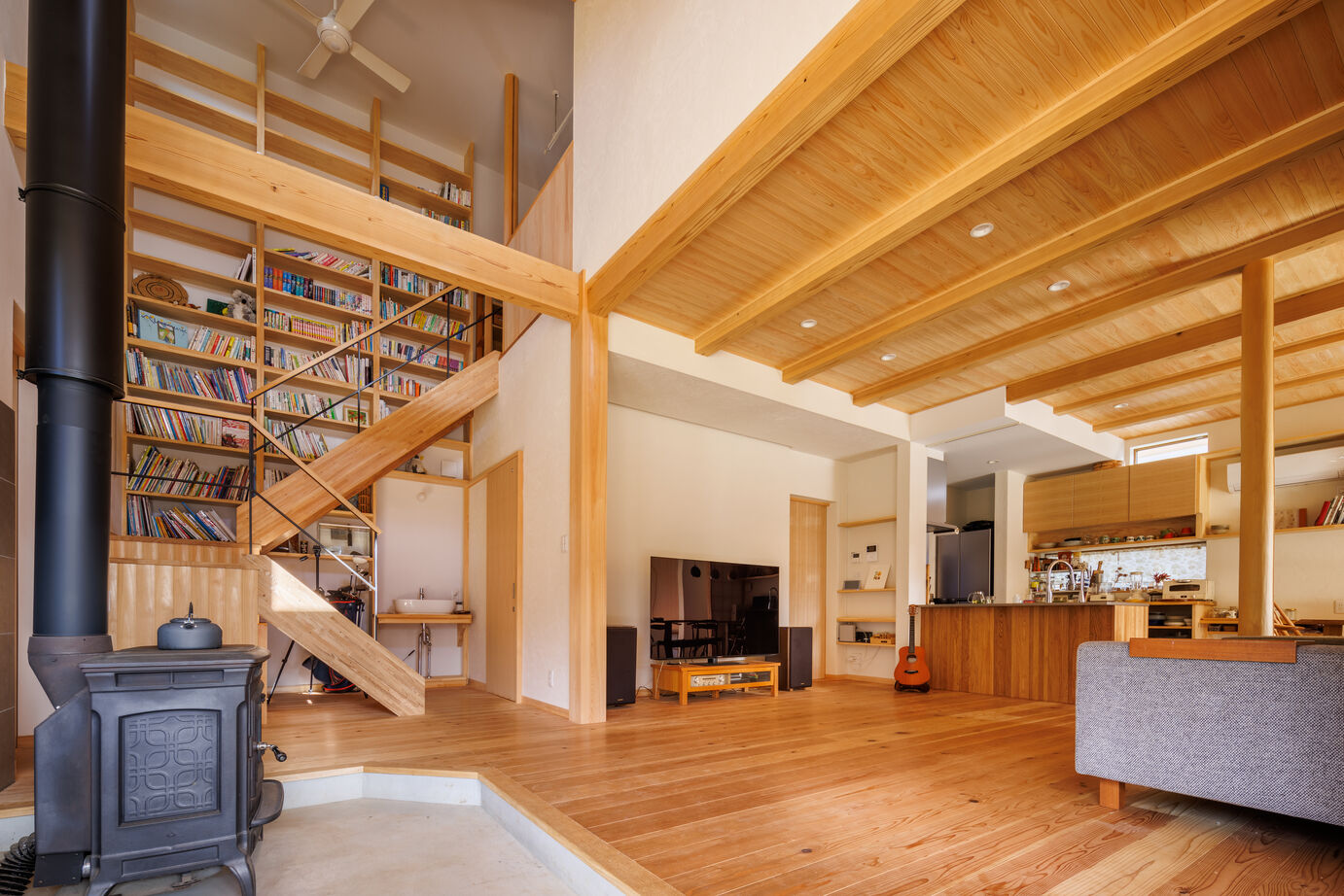 いばらきの家 茨城県南木造住宅センター 【3500～3999万円／四季を取り込む開放感／45.2坪／間取図有】木のぬくもりを感じる自然の恵みを享受する家の建築実例画像5