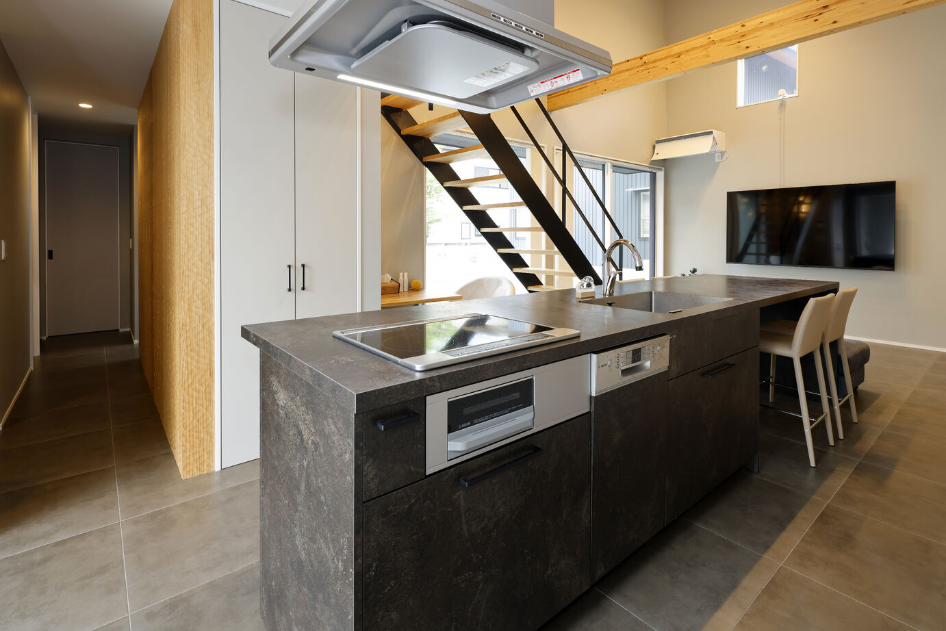 竹並建設 開放的なリビングで過ごすホテルライクな住まいの建築実例画像2