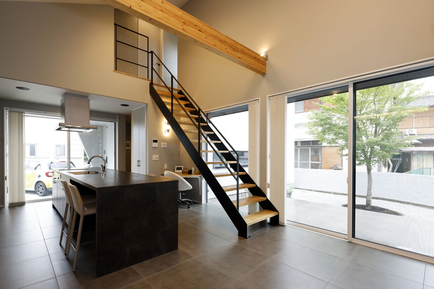 竹並建設 開放的なリビングで過ごすホテルライクな住まいの建築実例画像3