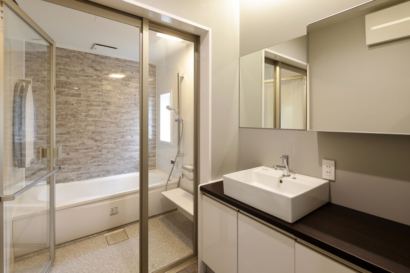 竹並建設 開放的なリビングで過ごすホテルライクな住まいの建築実例画像4