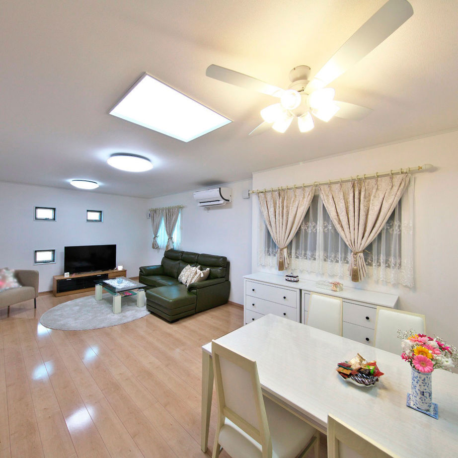 愛三 【愛知県/2000万円台/約40坪/テクノストラクチャー/ガレージハウス】2人暮らしのオシャレなガレージハウスの建築実例画像3