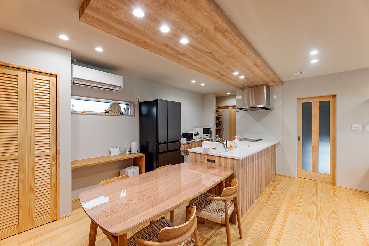 東宝ホーム　広島 猫も家族も心地いい。抜群の家事動線で、今も年をとってからも暮らしやすい平屋の家の建築実例画像4