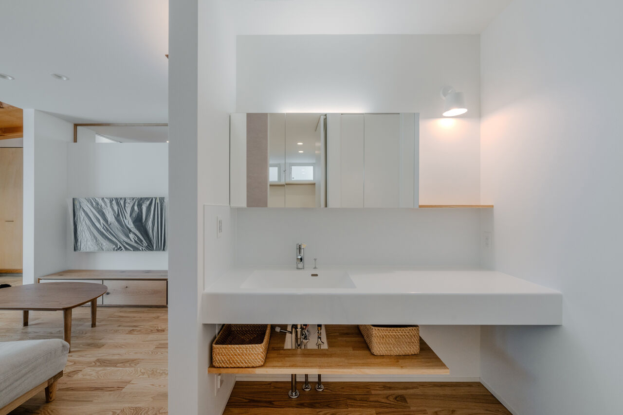 R+house 松江・鳥取・米子・倉敷北 【薪ストーブのある平屋】勾配天井と大きな窓／平屋約22坪の建築実例画像6