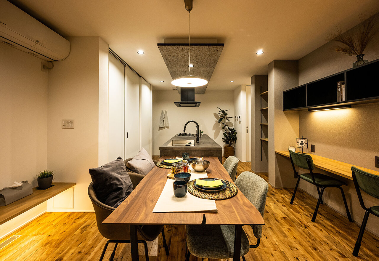 R+house 松江・鳥取・米子・倉敷北 【街なかに佇む白いハコ】内側に隠されたパティオから、家中に光が差し込む/2階建て約29坪の建築実例画像5