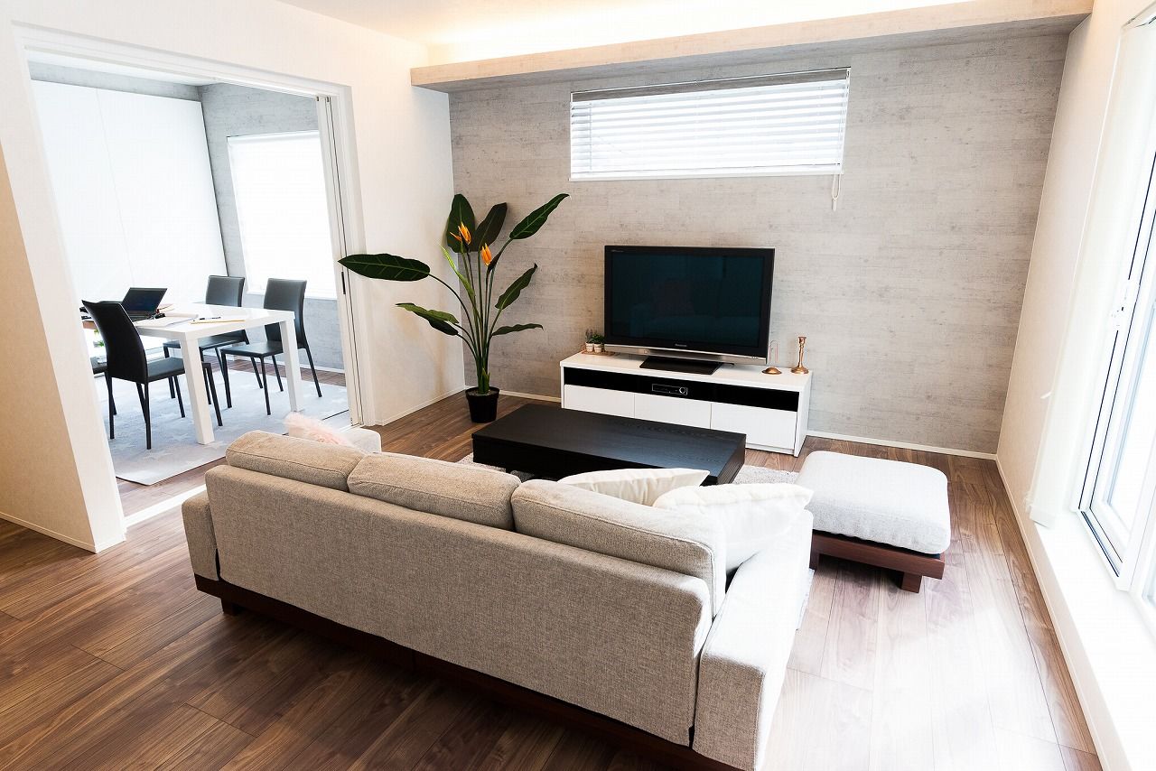 ロゴスホーム 【苫小牧市/間取図/４LDK/家事動線】ホテルのように上質で、高級感漂う家の建築実例画像2