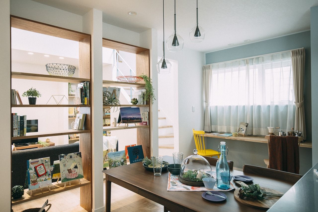 ロゴスホーム 【間取図/４LDK】「本のある暮らし」がテーマ。ブックカフェスタイルの家の建築実例画像2