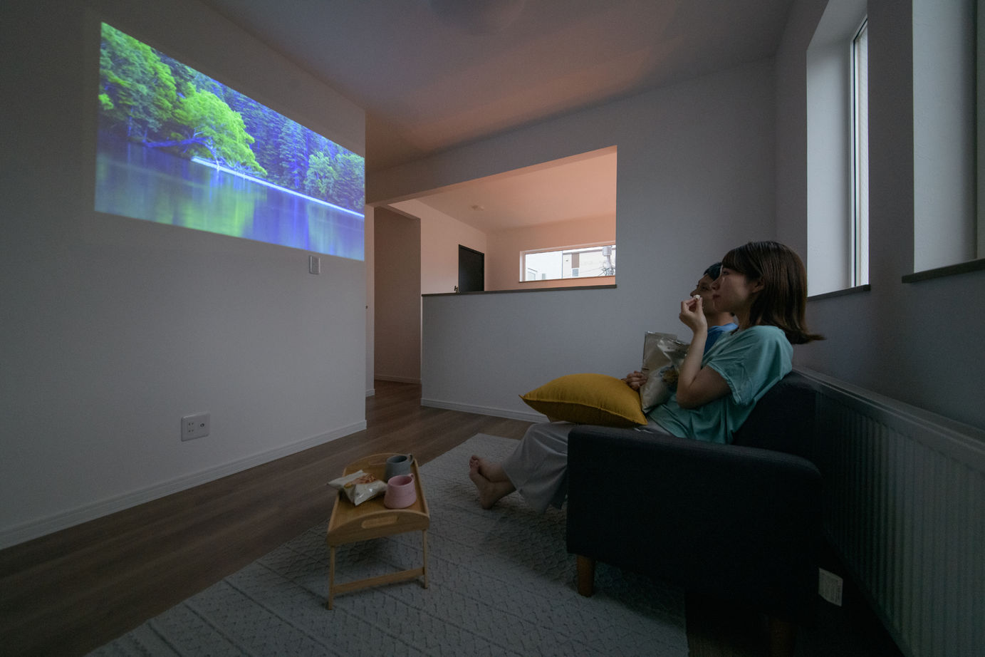 ロゴスホーム 【釧路市/室内窓/吹抜け】家族それぞれ「個」の時間を大事にするアーバンスタイルな暮らしの建築実例画像11