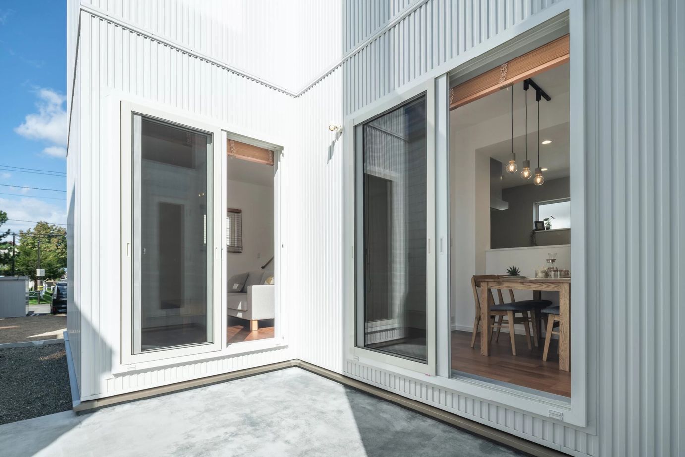 ロゴスホーム 【札幌市/吹抜け/中庭/和室】空間とデザインを楽しむ陽だまりの家の建築実例画像3