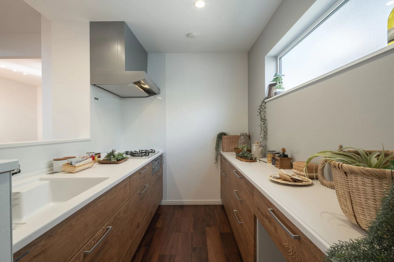 ロゴスホーム 【札幌市/吹抜け/中庭/和室】空間とデザインを楽しむ陽だまりの家の建築実例画像8