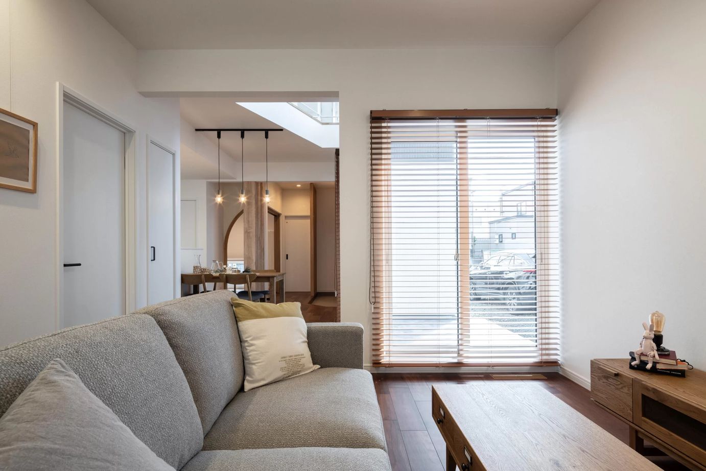 ロゴスホーム 【札幌市/吹抜け/中庭/和室】空間とデザインを楽しむ陽だまりの家の建築実例画像9